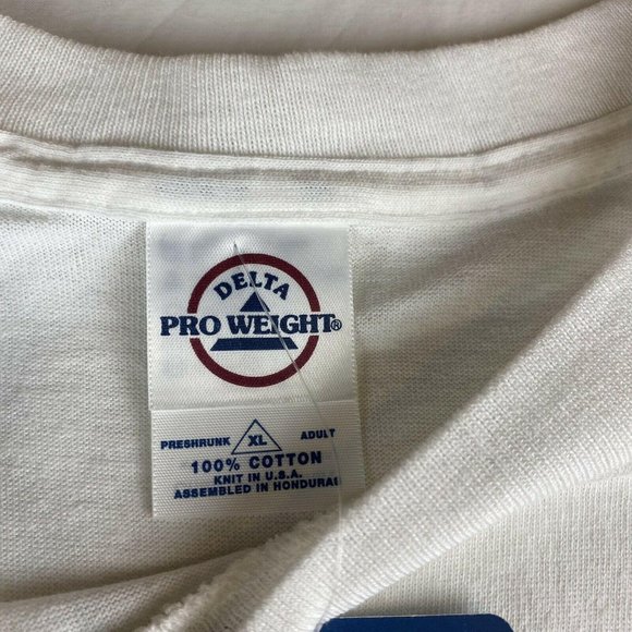 Vintage Disney Shirt Size XL Delta Pro Weight - Picture 8 of 10